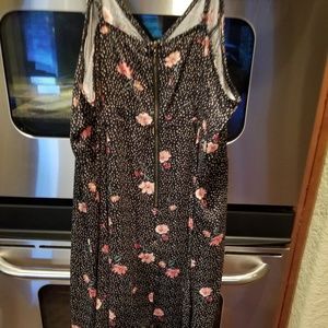 Pretty summer dress.